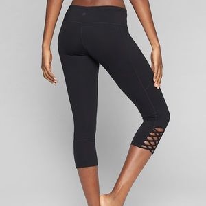 Athleta Black Capri Leggings